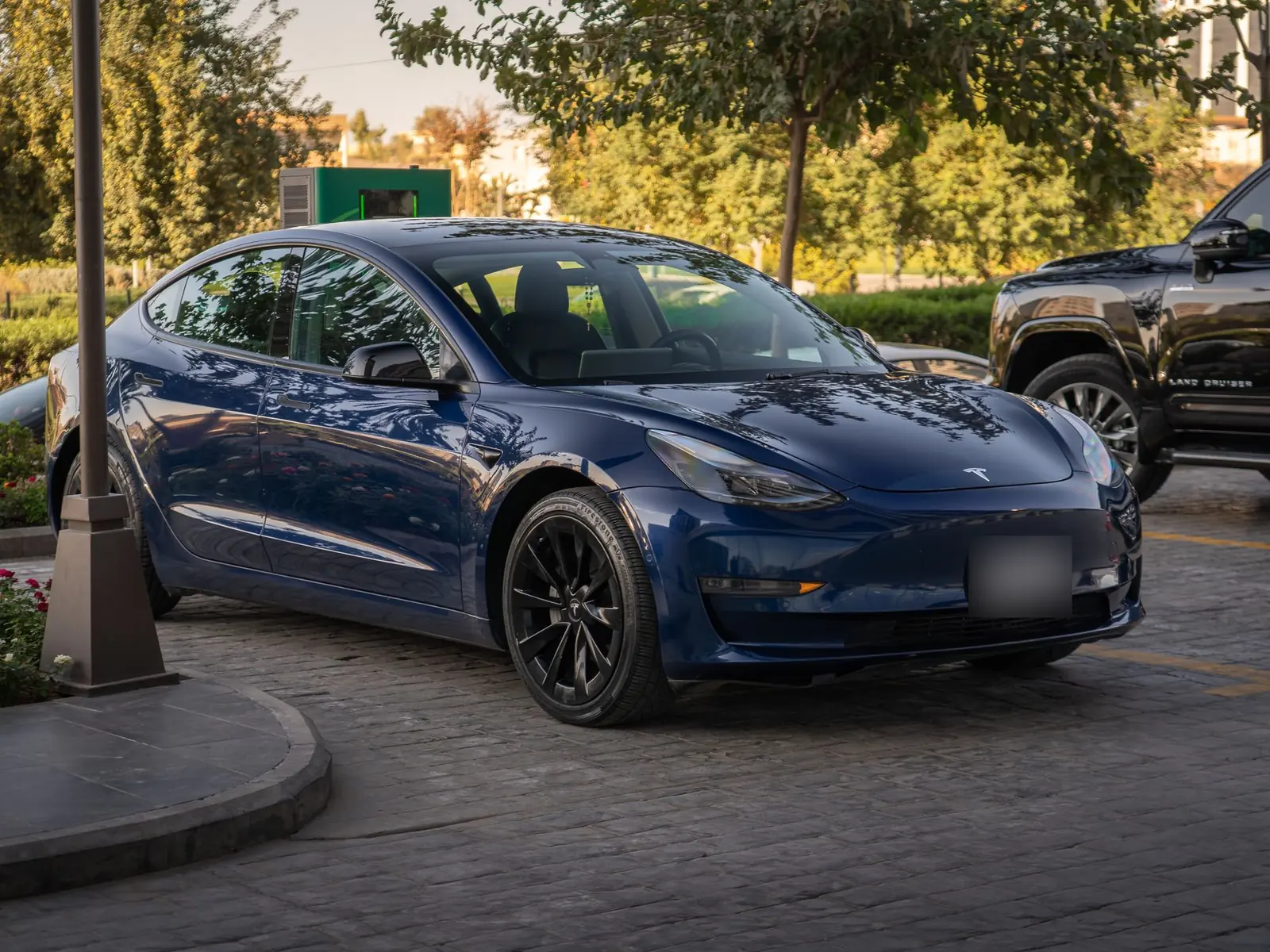 Model 3 auf Eibach Pro-Kit